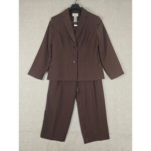 Villager Liz Claiborne Brown Pant Suit Set Mismatched Sizes Blazer 8 Pants‎ 6